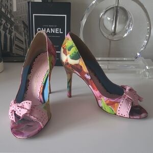 BEVERLY FELDMAN Multicolor Peep Toe Heels